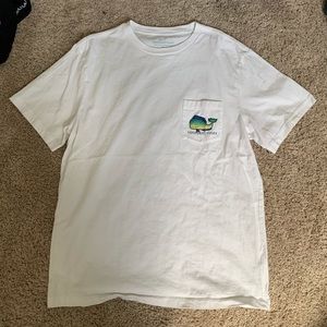 Vineyard Vines white short sleeve tee